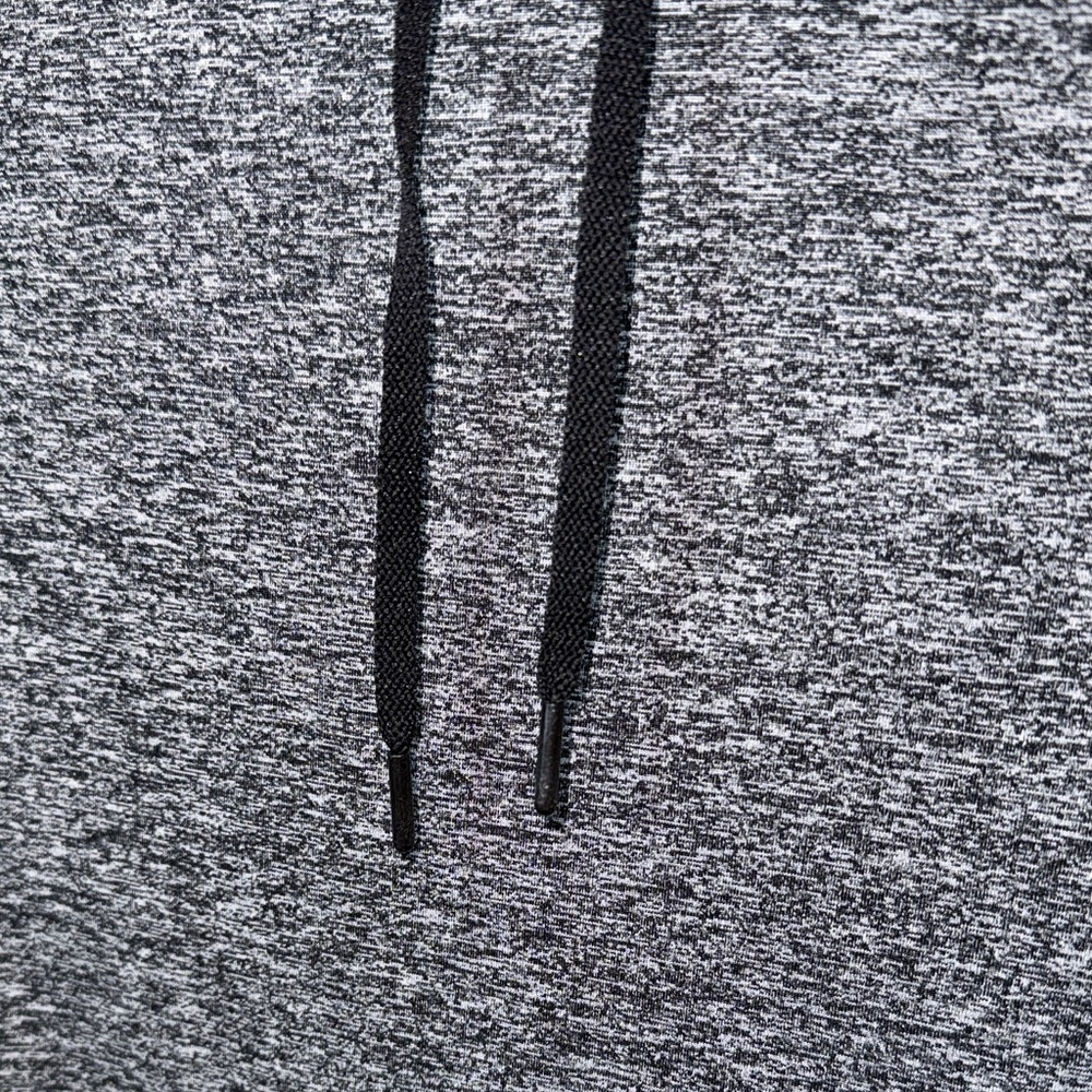 Under Armour Heat Gear Hoodie - Picture 7 of 9